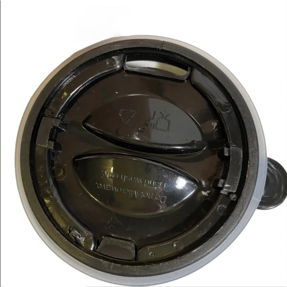 Travel Coffee Mug Ceramic Includes Removable Lid Carpool Queen Crown on Side